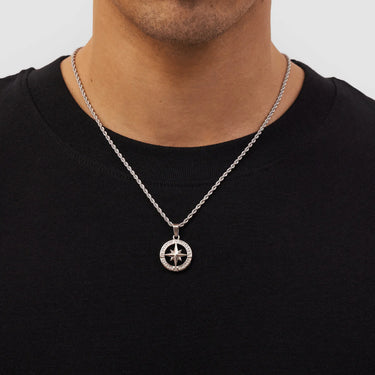 The Guiding Compass Pendant Necklace (Silver)