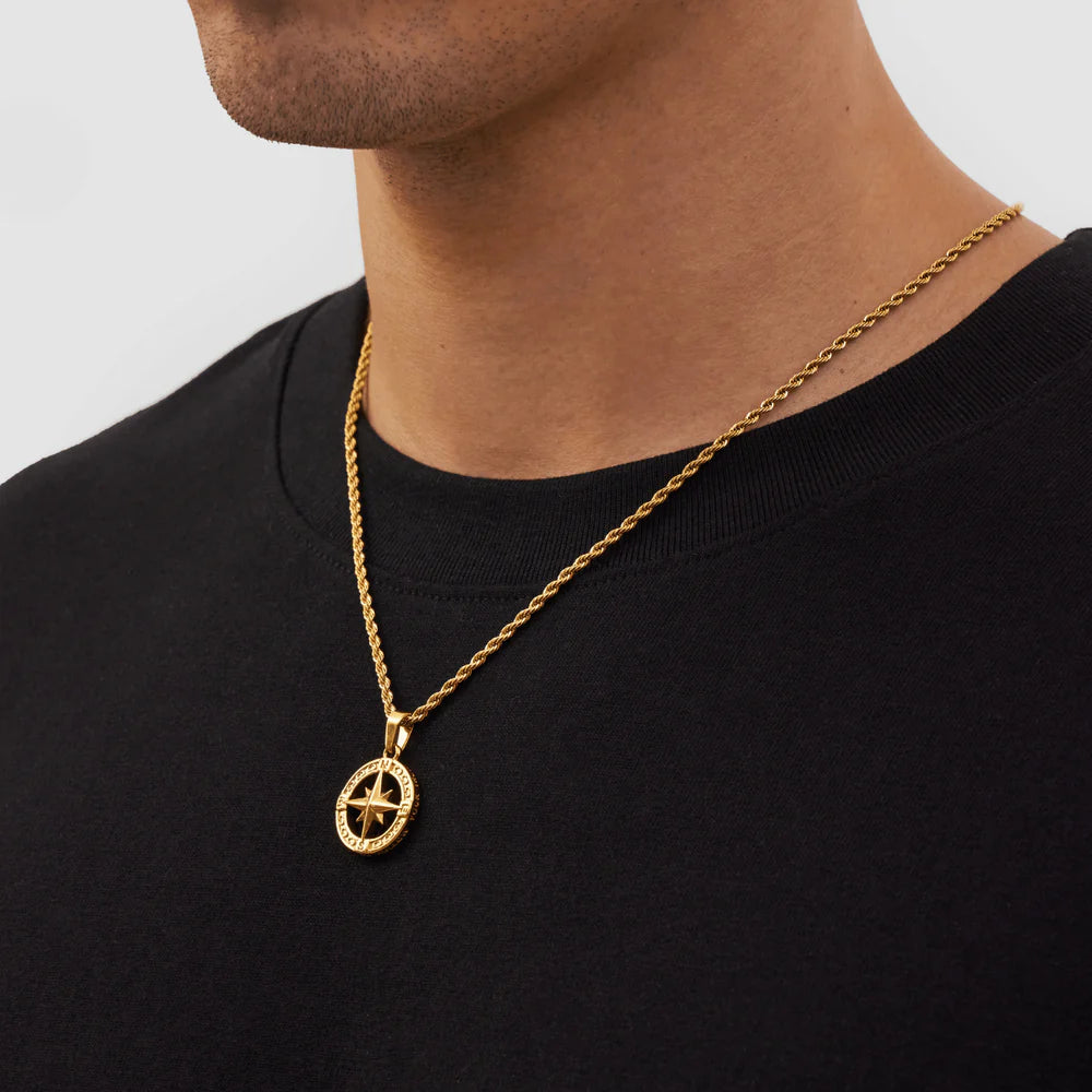 The Guiding Compass Pendant Necklace (Gold)