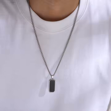 The Sentinel Pendant Necklace (Silver)